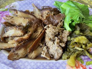 Kah Moo at Mhee Yim Vegetarian Food in Hua Hin