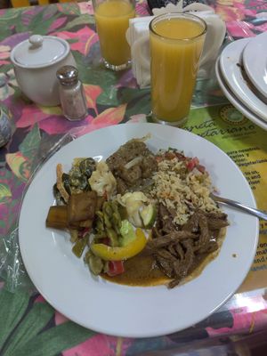 Vegan chícharones en salsa verde/tomatillo were my favorite at Planeta Vegetariano in Puerto Vallarta