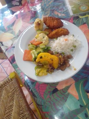 Not mine either. I pour on the black beans in liquid. at Planeta Vegetariano in Puerto Vallarta