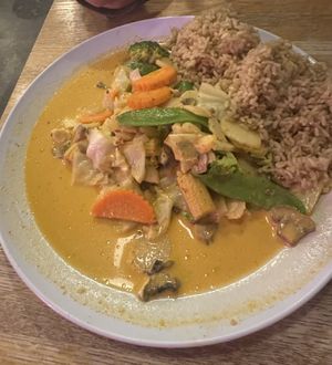 For dinner menu pay extra and got way less than every other time I’ve been  at Go Sy Thai in Detroit