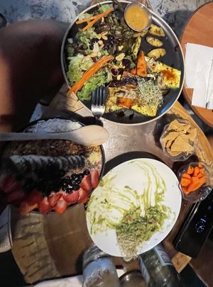 Guac was delichhhh and so was this veg plate  at Peace & Bowl in Playa Del Carmen