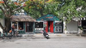  at Peace & Bowl in Playa Del Carmen