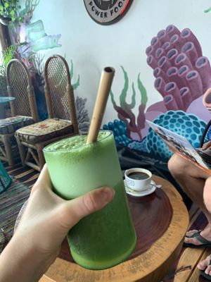Green juice  at Peace & Bowl in Playa Del Carmen