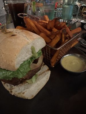 the green giant burgerr  at Moondog in Key West