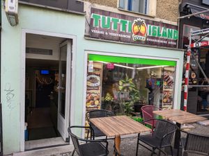 The restaurant from outside. at Tutti Island in Berlin
