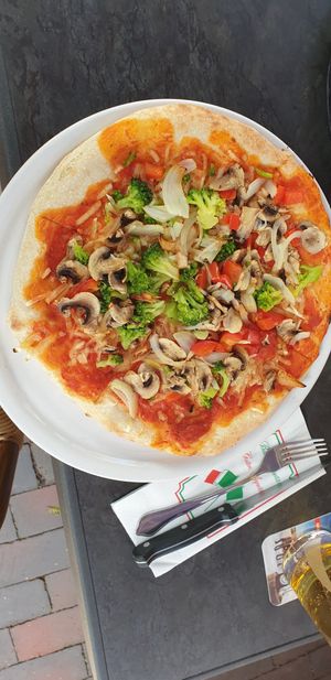 Pizza Verdure vegan at Pizzeria Da Marcello in Schleswig