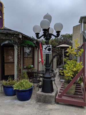 Outdoor seating at Wild Ginger in Cambria