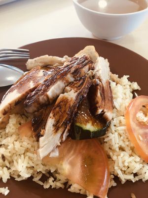 Chicken rice at Lu Xiang Vegetarian 绿香素食 in Central Singapore
