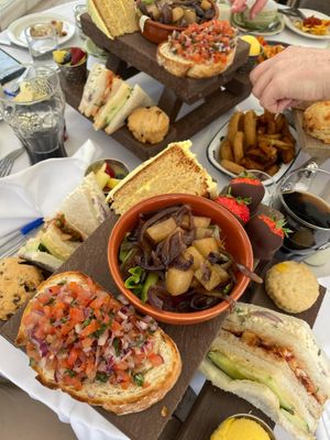 Afternoon tea   at South Causey Inn in Stanley