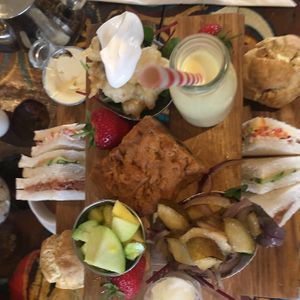 Afternoon tea at South Causey Inn in Stanley