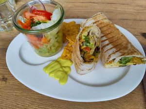 Jackfruit-Wrap at Mandala Café & Yoga in Oberstdorf