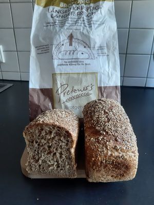 vegan Chia-Brot at Pretzner's Bäckerei in Koessen