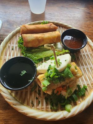 Egg rolls and bao at Cris and John in Dallas