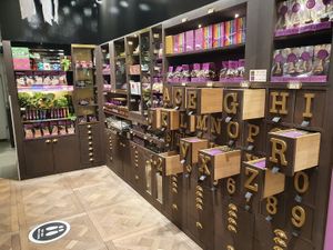 the pure (dark) chocolate letters  are vegan at The Chocolate Line in Bruges