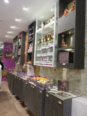 interior front (May 2017) at The Chocolate Line in Bruges