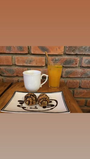 Powerballs, fresh oangejuice at Veggie Box in Phong Nha