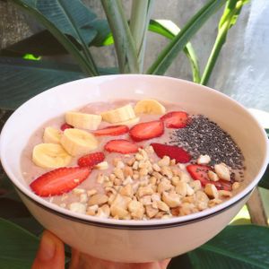Strawberry cream smoothiebowl  at Veggie Box in Phong Nha