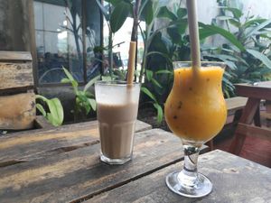 Shakes at Veggie Box in Phong Nha
