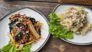 Seaweed salad and potato salad at Veggie Box in Phong Nha