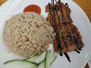 Chicken rice at Green Bliss Habitat 綠福苑 - Fortune Centre in Central Singapore