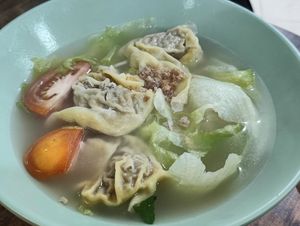Wanton soup at Green Bliss Habitat 綠福苑 - Fortune Centre in Central Singapore