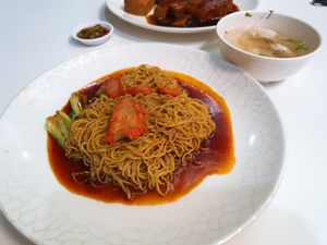 Wonton noodles at Green Bliss Habitat 綠福苑 - Fortune Centre in Central Singapore