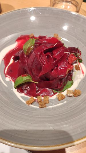 Beetroot spaghetti at Aromaticus in Rome