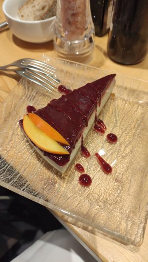 Cheesecake at Aromaticus in Rome