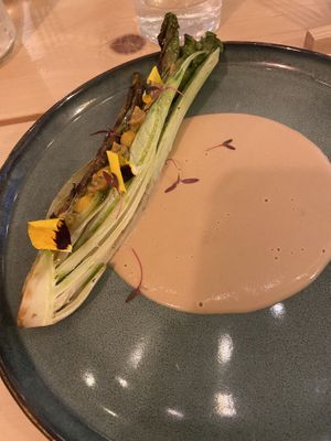 Lattuga alla brace con crema di arachidi  at Aromaticus in Rome