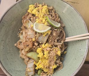 Pad Thai at Aromaticus in Rome
