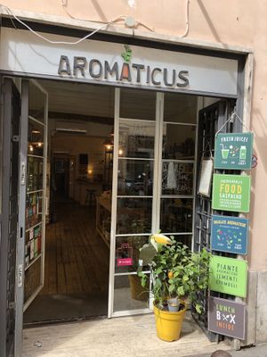 Vegetarian cafe at Aromaticus in Rome