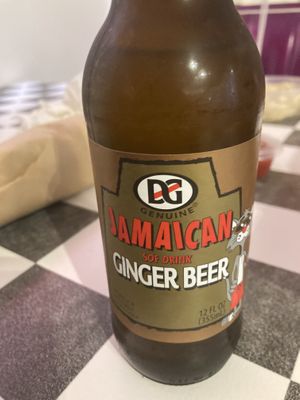 Ja makin me thirsty   at The BE-Hive in Nashville