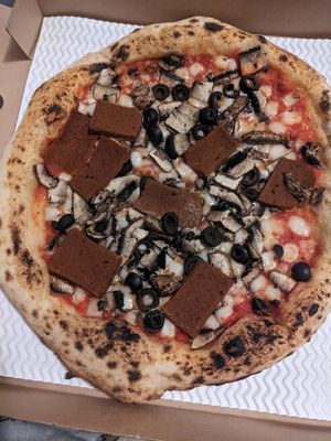 Vegan ham and olive pizza at Popsi's in Southampton