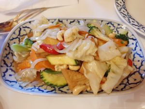 Cashew chilli stir fry at Piyawat in Bendigo