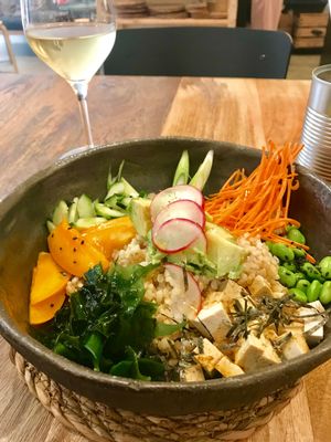Wannabe sushi bowl   at Bohl in Barcelona