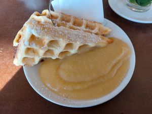 Vegan waffles with apple mash at Hermann in Freiburg