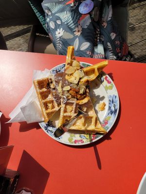 Waffles with chocolate and almonds at Hermann in Freiburg