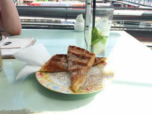 Vegan Waffle cinnamon and sugar at Hermann in Freiburg