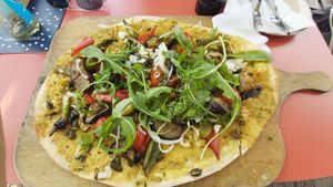 Veganer Flammkuchen at Hermann in Freiburg