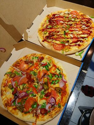 Spicy vegan and bbq vegan at Domino's Pizza - Bijlmerplein in Amsterdam