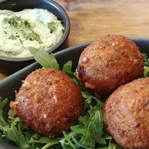 Arinchini at Cafe Thrive in Bournemouth