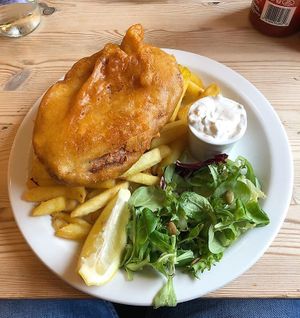 Jackfruit fish n chips 🌱 at Cafe Thrive in Bournemouth