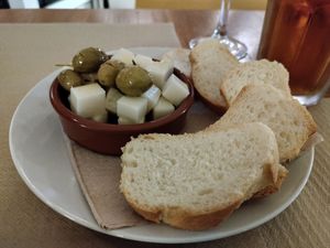 Cheese and bread at Cafe Madrigal in Valencia