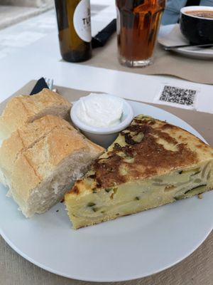 Tortilla de patatas with zucchini   at Cafe Madrigal in Valencia
