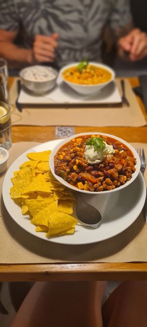  at Cafe Madrigal in Valencia