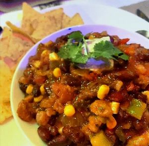 Chili sin carne con nachos at Cafe Madrigal in Valencia