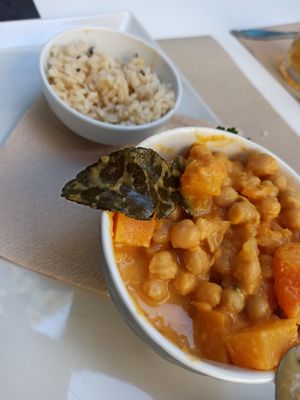  at Cafe Madrigal in Valencia