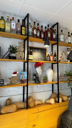 Adentro  at Cafe Madrigal in Valencia