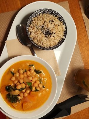  at Cafe Madrigal in Valencia