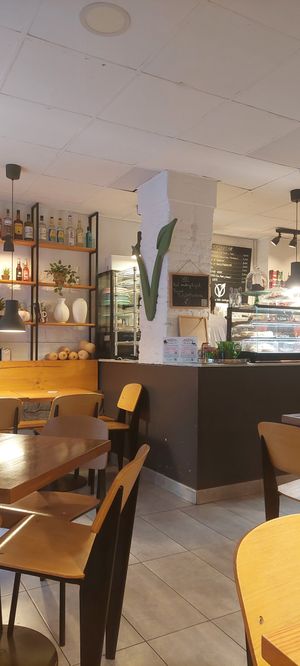  at Cafe Madrigal in Valencia